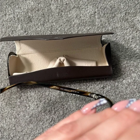 Oliver Peoples Tortoise Shell Glasses - Picture 5 of 13